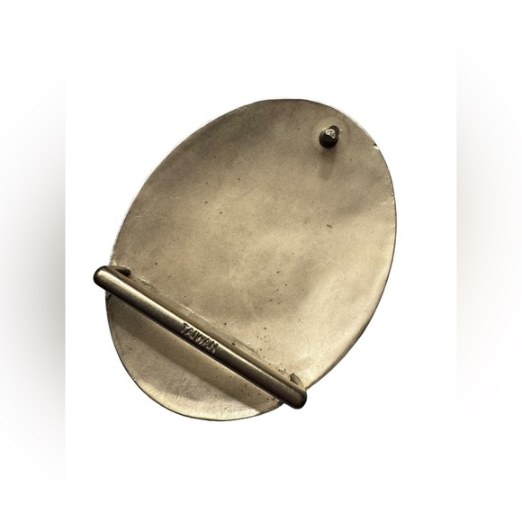 Western floral belt buckle, lightweight, pewter or flat silver tone - Picture 6 of 8